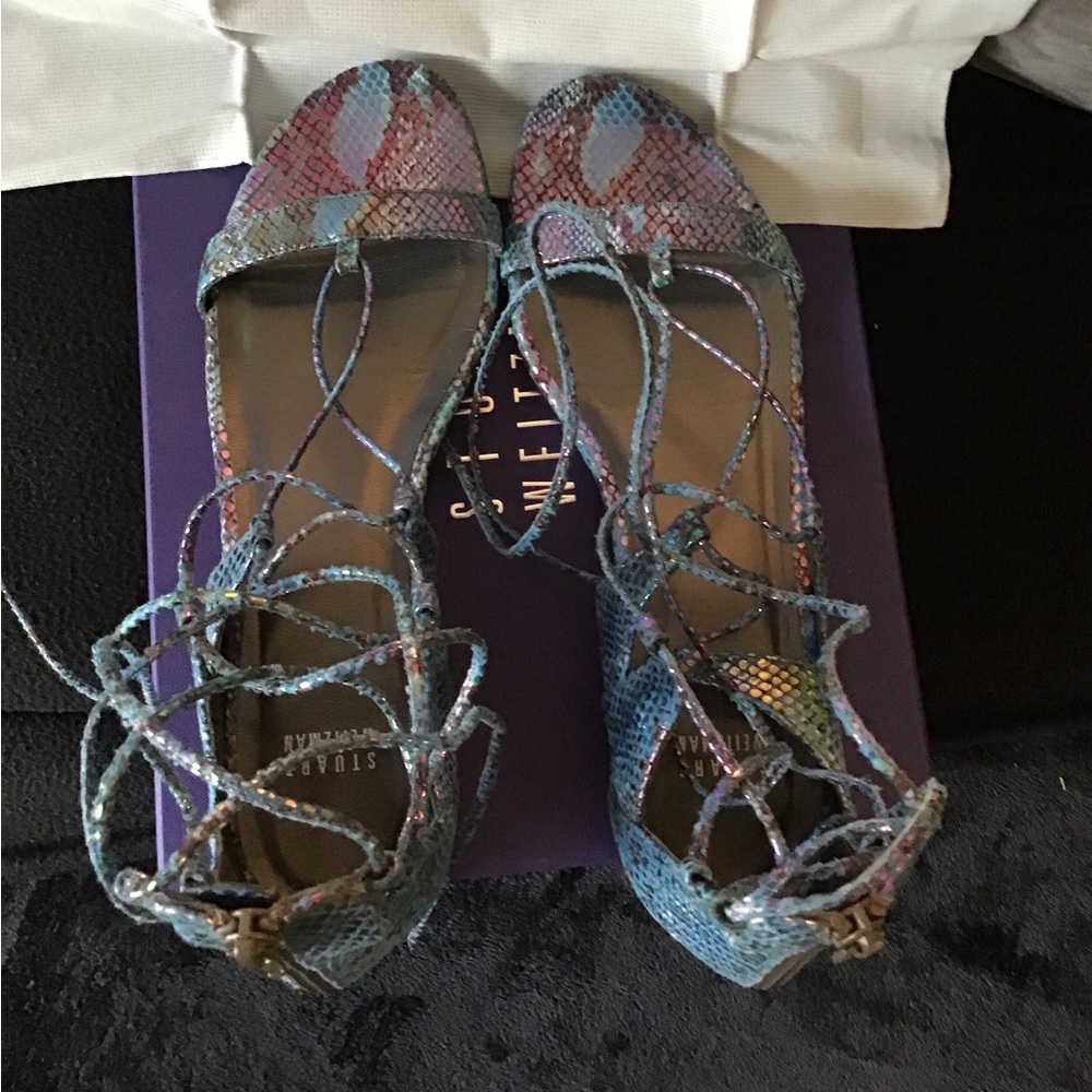 Leather sandals worn once